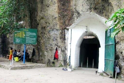 Goa Dan Terowongan Kereta Api Angker Jawa Barat ...